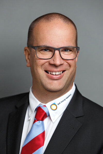 Stefan Menrath folgt auf Joachim Butz im ZVSHK-Vorstand